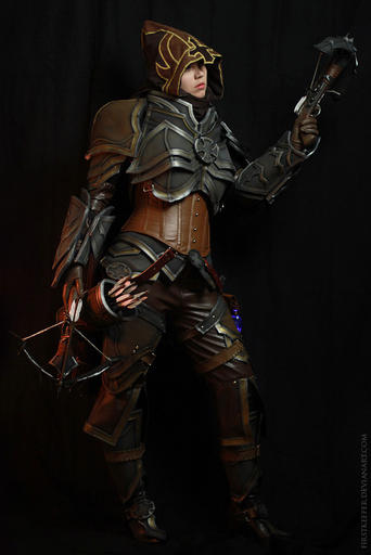 Diablo III - Demon Hunter Cosplay by FirstKeeper
